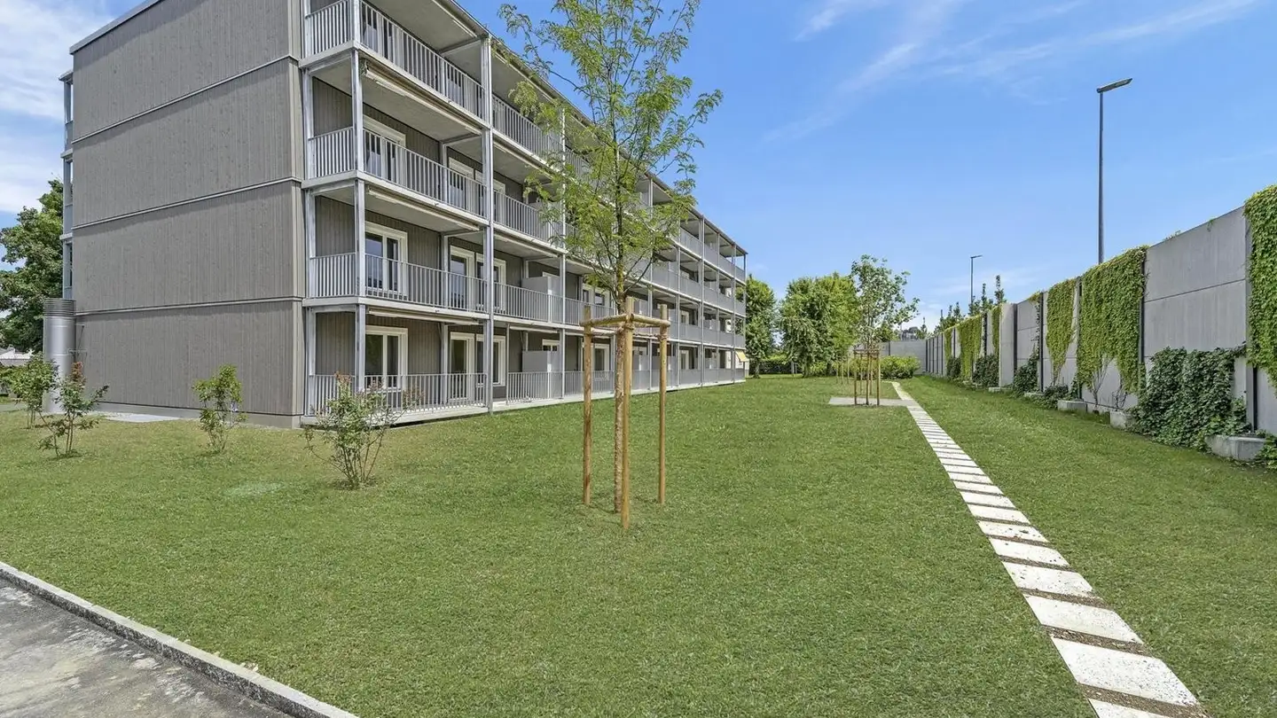 Outdoor parking space for rent - General Herzog-Strasse 43, 5600 Lenzburg