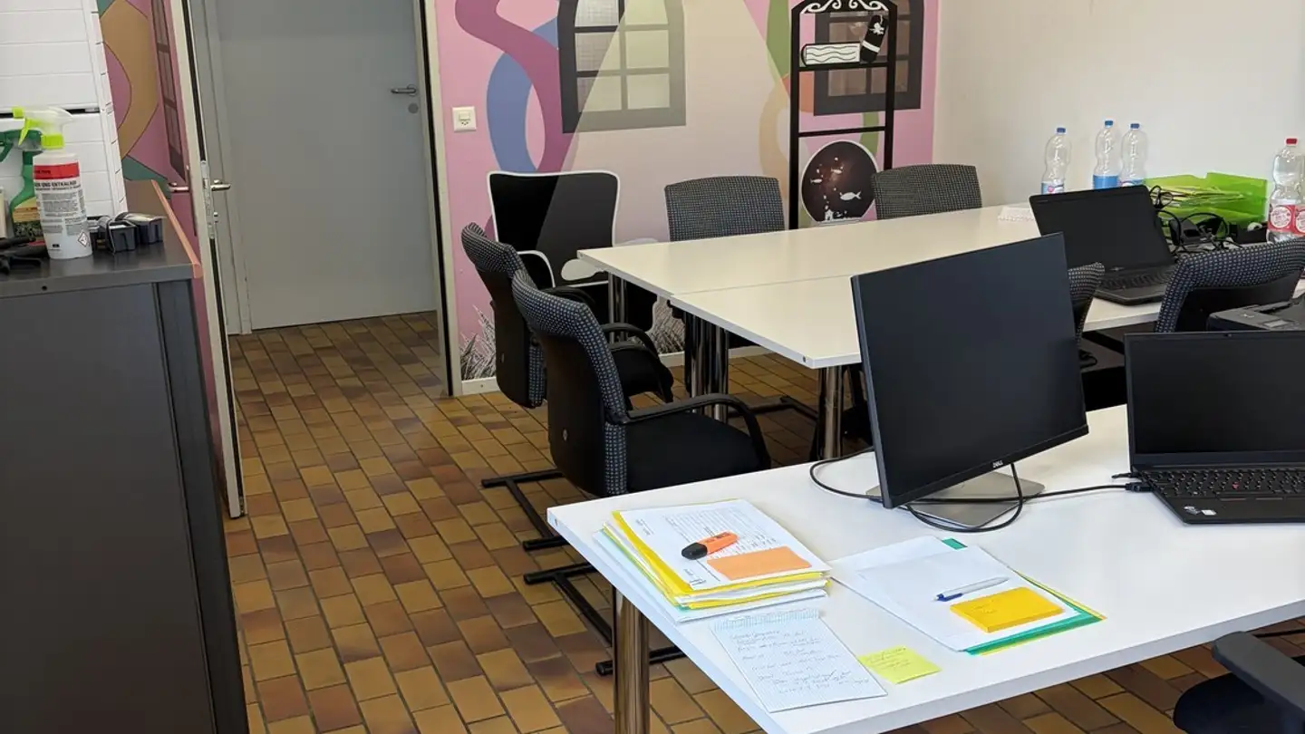 Commerciale in affitto - Turicaphonstrasse 29, 8616 Riedikon