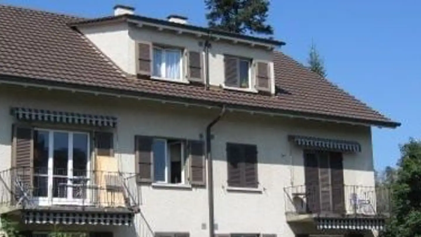 Dachgeschosswohnung mieten - Rebenweg 7, 3052 Zollikofen