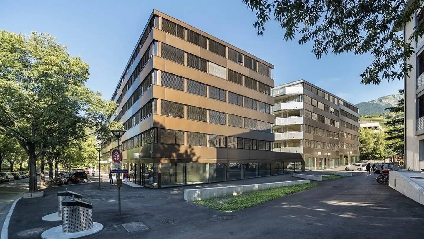 Place de parking souterraine à louer - Passage de la Matze, 1950 Sion