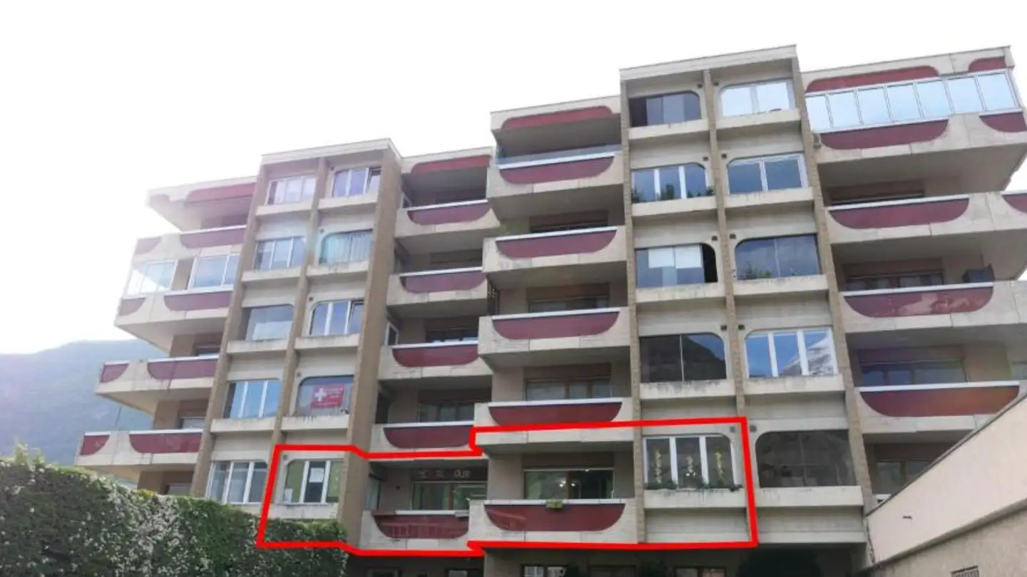 Apartment for sale - 1907 Saxon
