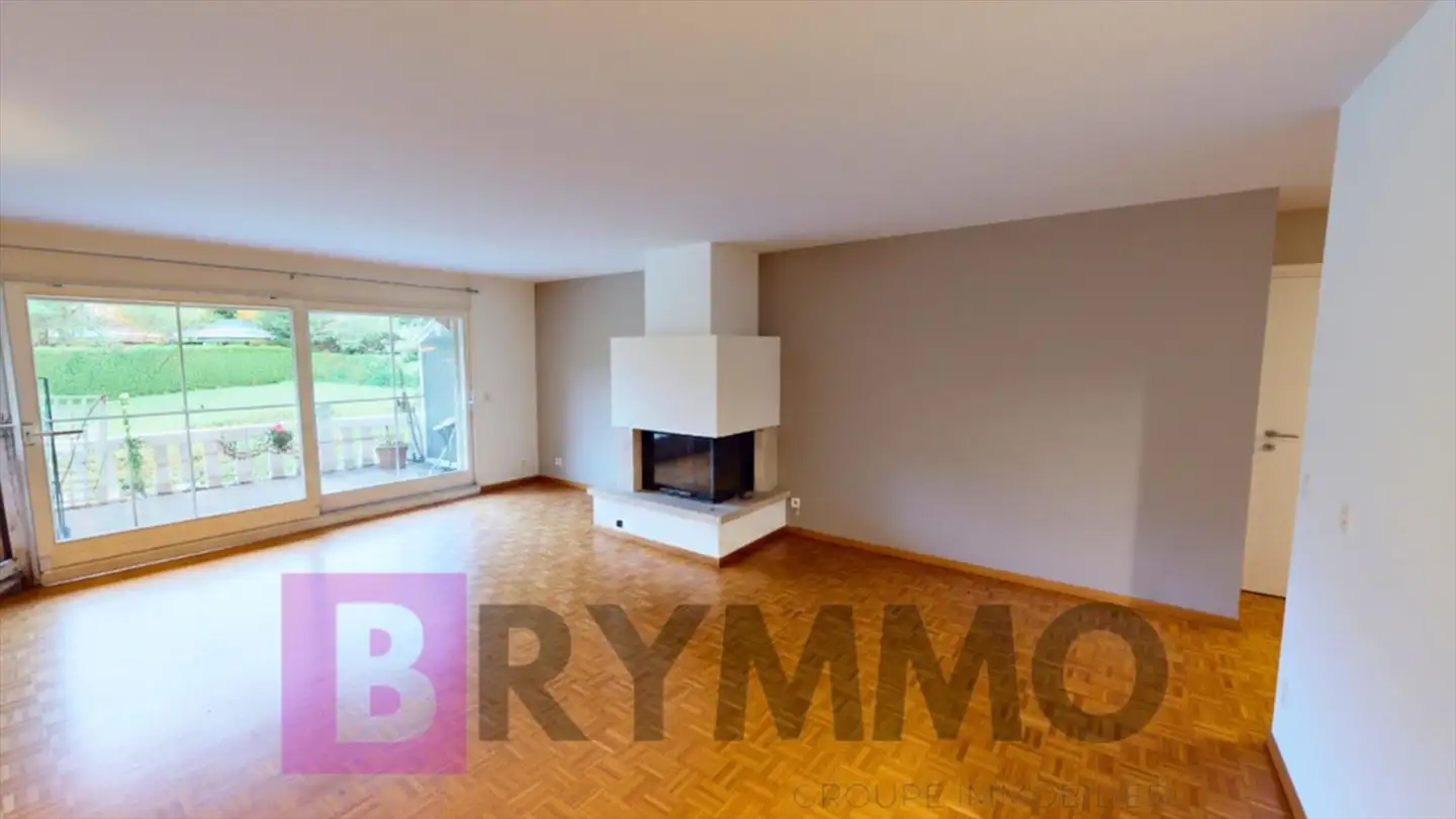 Apartment for sale - 1295 Mies