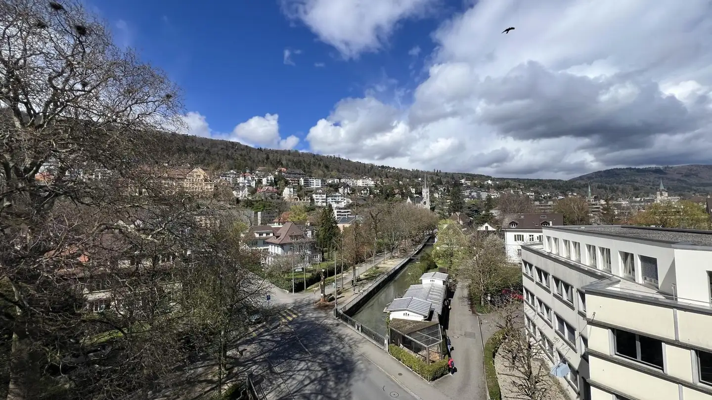 Attique à louer - Rue De L'hôpital / Spitalstrasse 12, 2502 Biel/Bienne - Photo 3