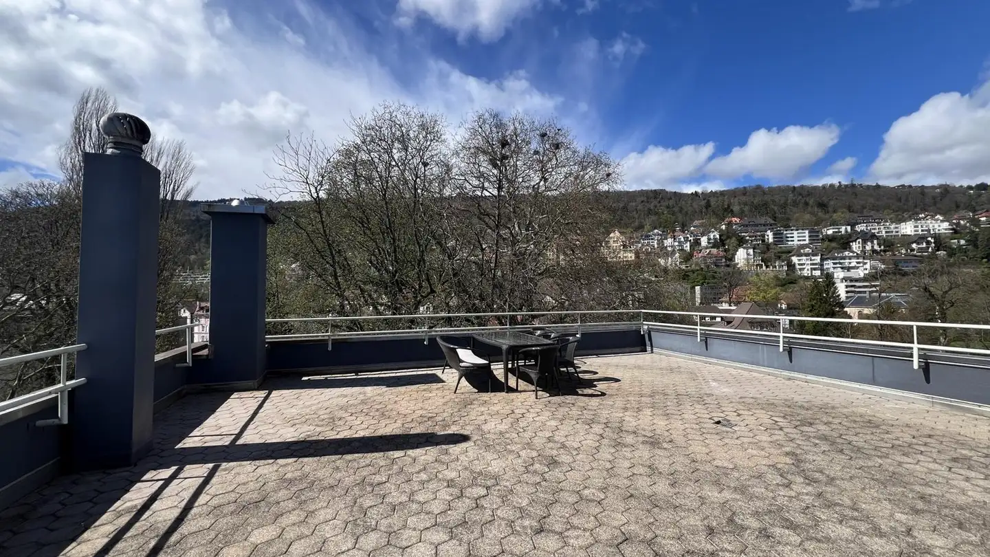 Attique à louer - Rue De L'hôpital / Spitalstrasse 12, 2502 Biel/Bienne