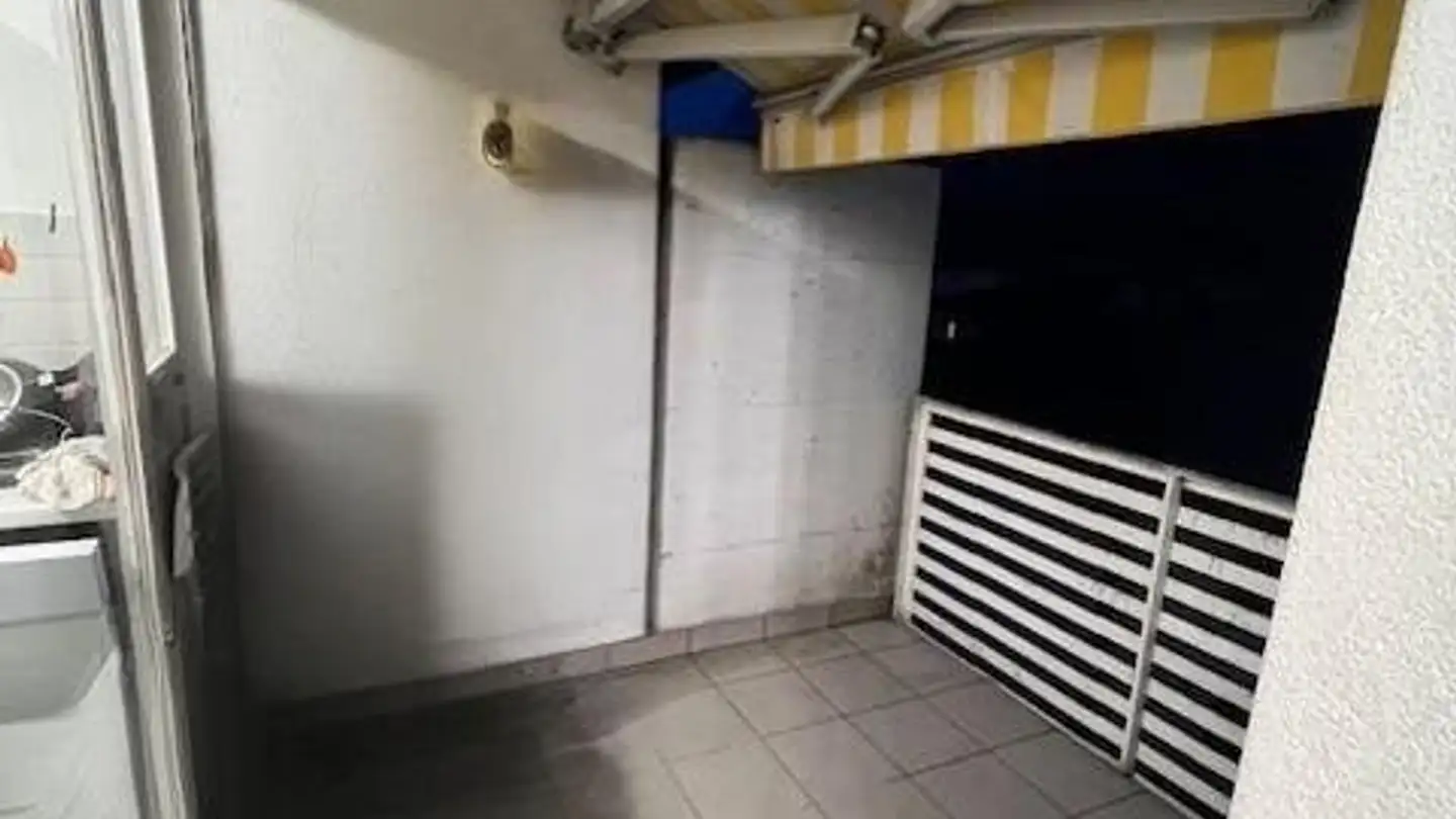 Apartment for rent - Via Giovanni Bassanesi 18, 6527 Lodrino - Photo 3