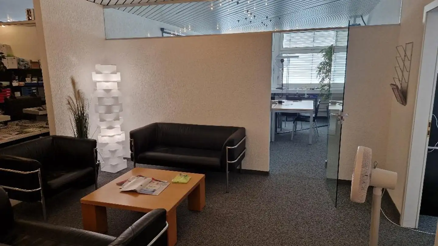 Commercial à louer - Kalchbühlstrasse 18, 7000 Chur - Photo 4