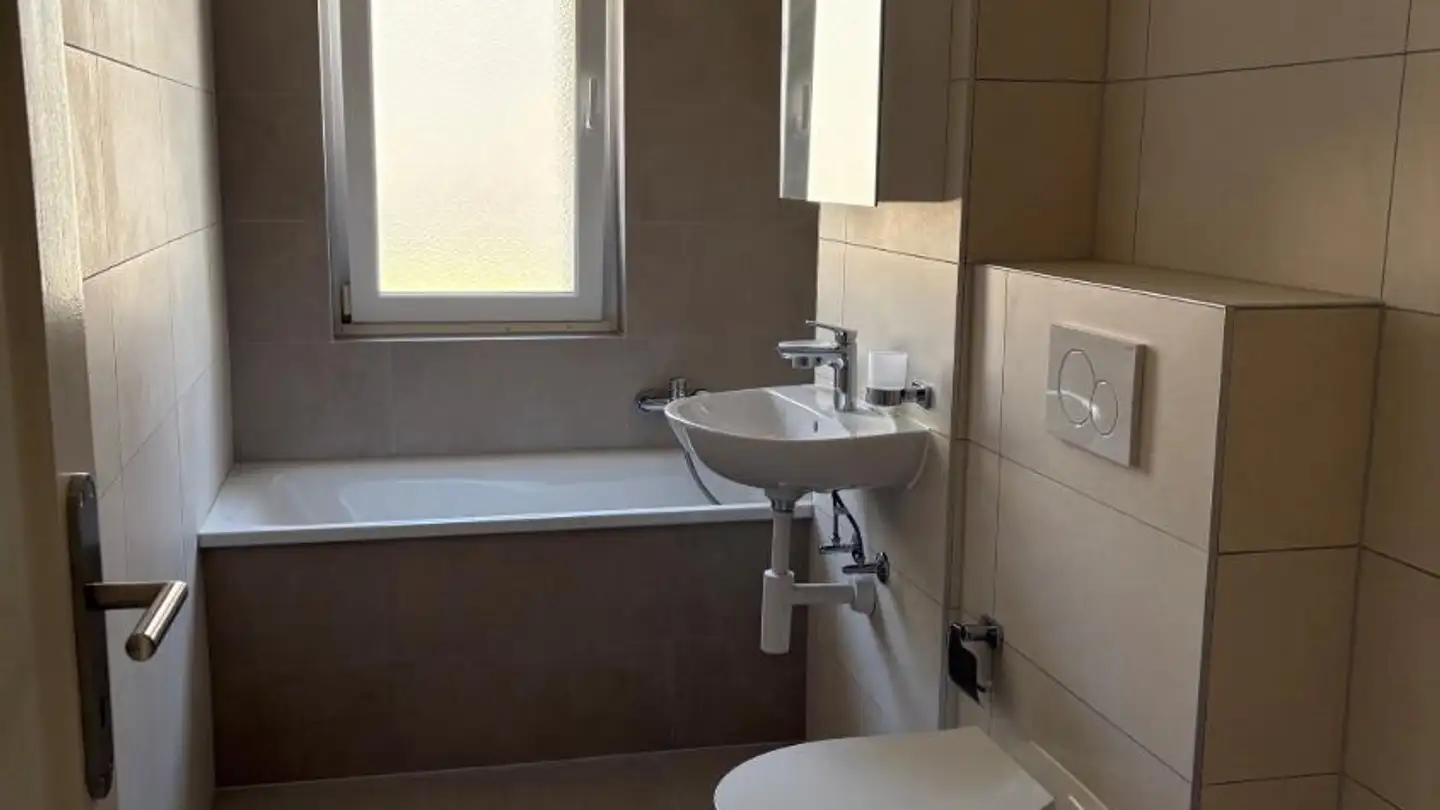 Wohnung mieten - Rue Marie-De-Nemours 10, 2000 Neuchâtel - Foto 4
