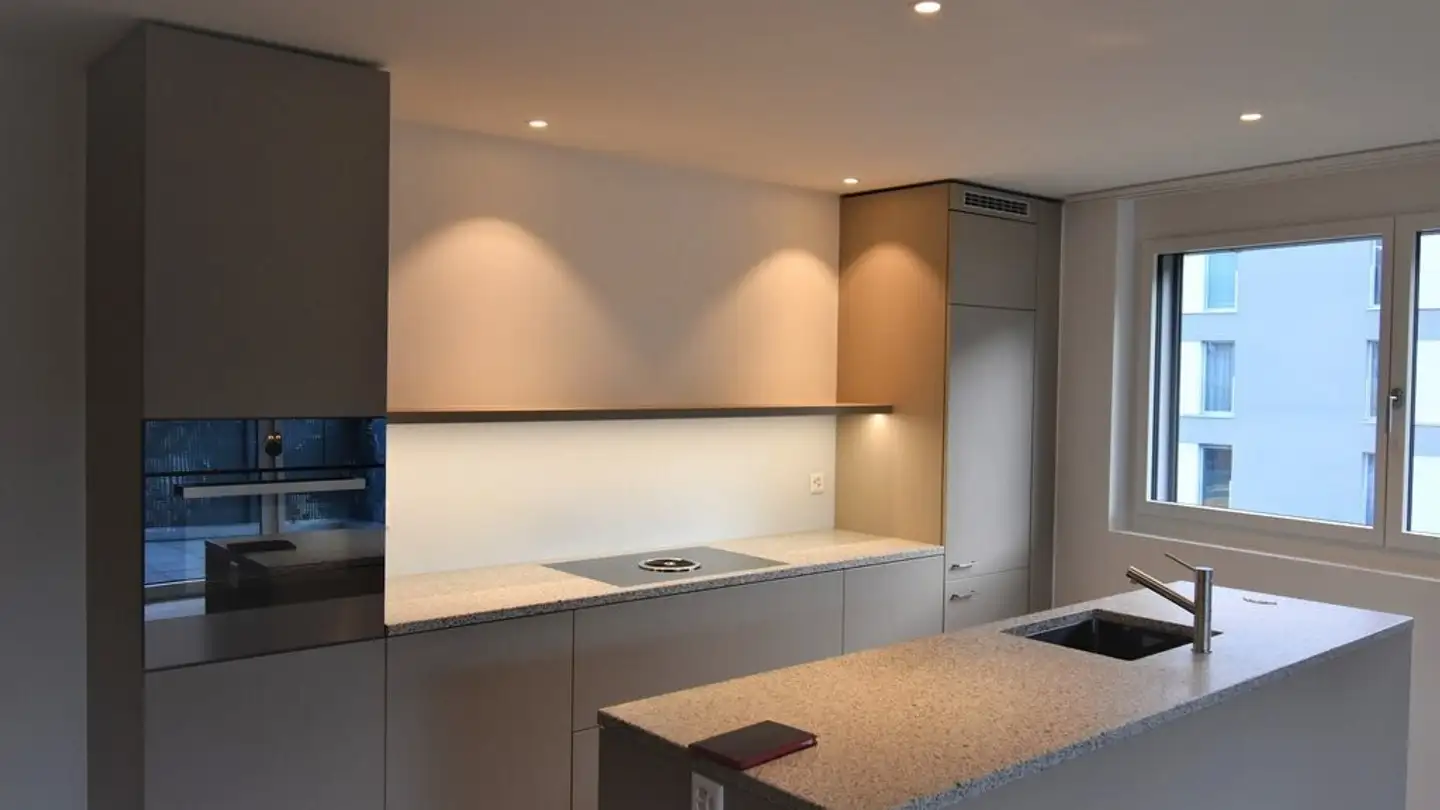 Appartement à louer - Gadenzweg, 7206 Igis - Photo 2
