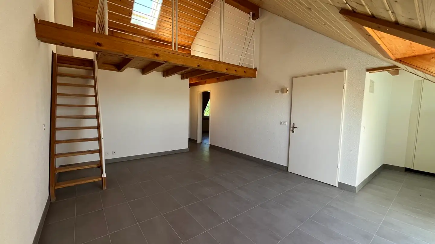 Attic flat for rent - Route De Baulmes, 1445 Vuiteboeuf