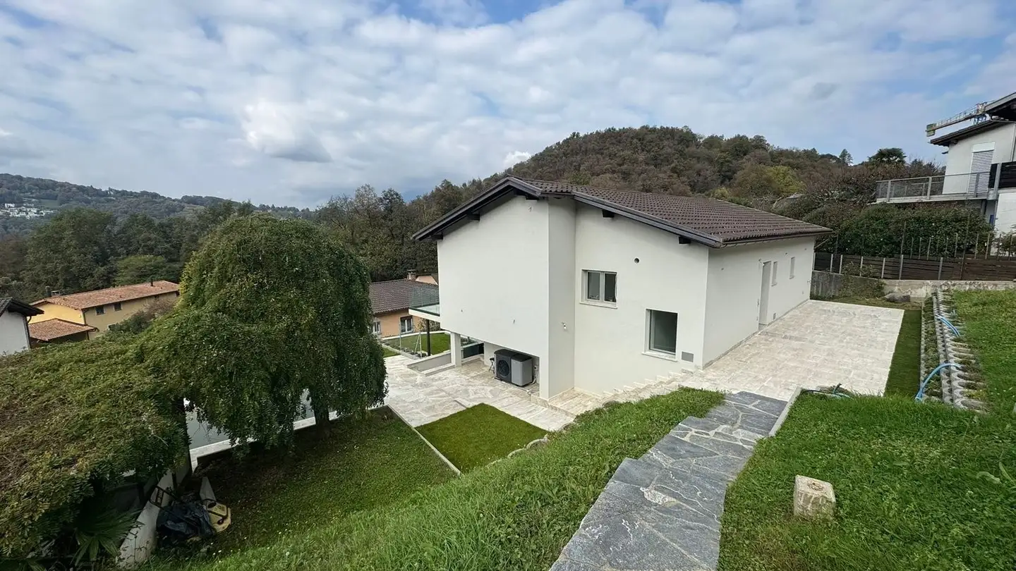 Casa singola in affitto - Via Ceresolo 36, 6913 Carabbia - Photo 2