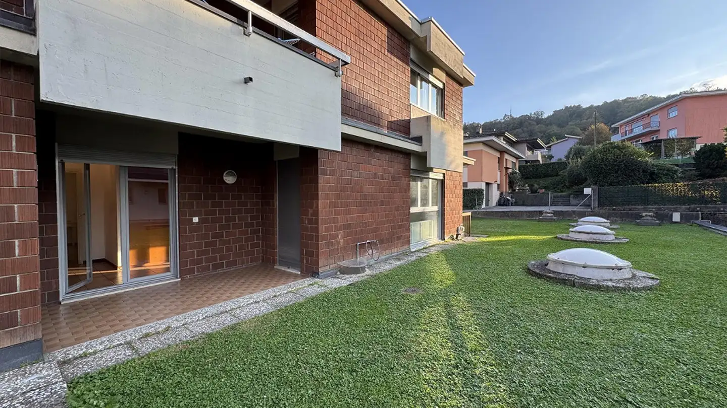 Apartment for rent - 6883 Novazzano