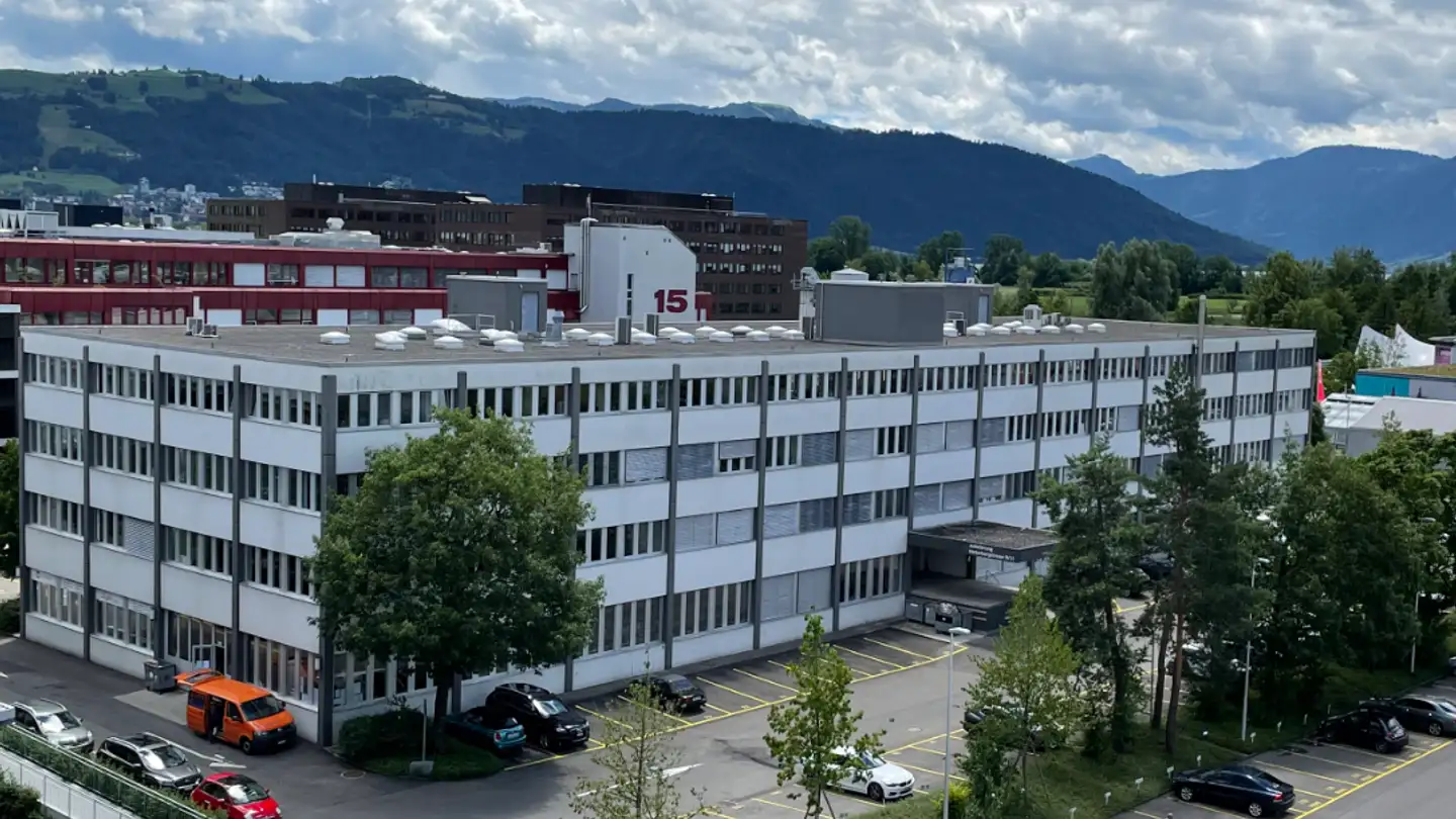 Commercial for rent - Hinterbergstrasse 9, 6330 Cham