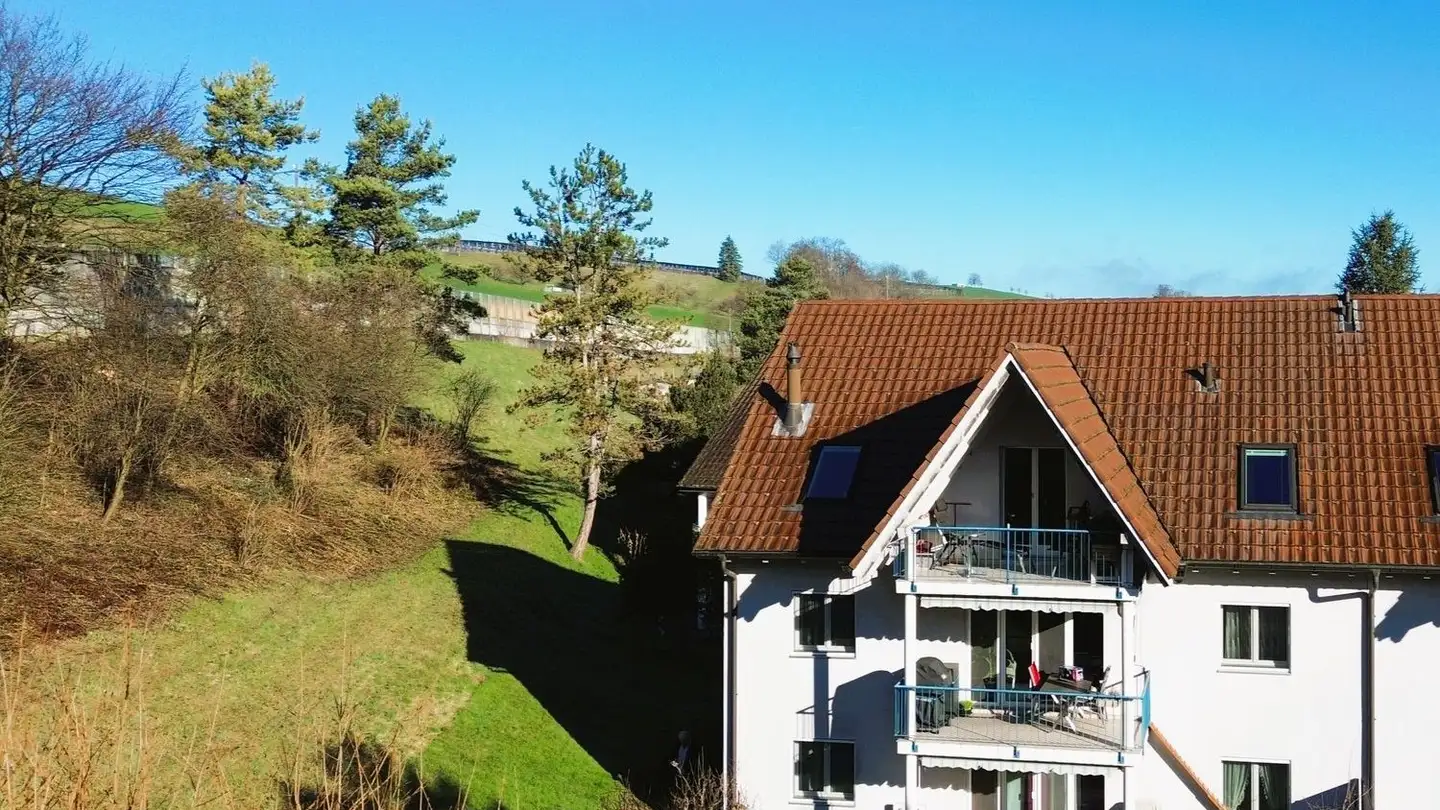 Attique à louer - Rischmattweg 35, 4457 Diegten