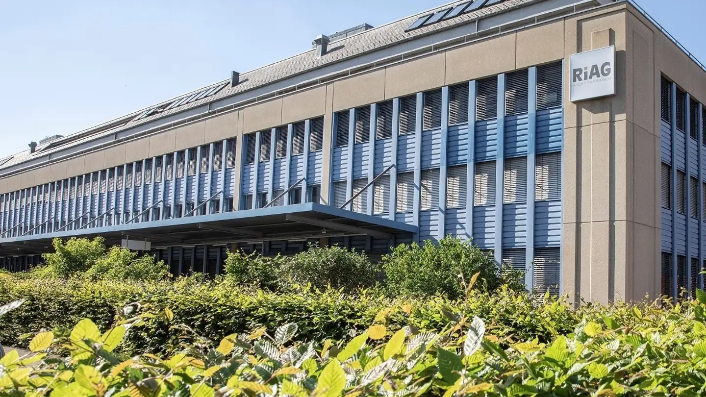Commercial à louer - Buchgrindelstrasse 7, 8620 Wetzikon ZH