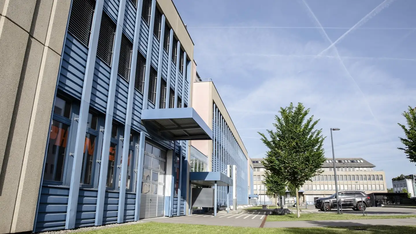 Commercial for rent - Buchgrindelstrasse 7, 8620 Wetzikon ZH - Photo 2