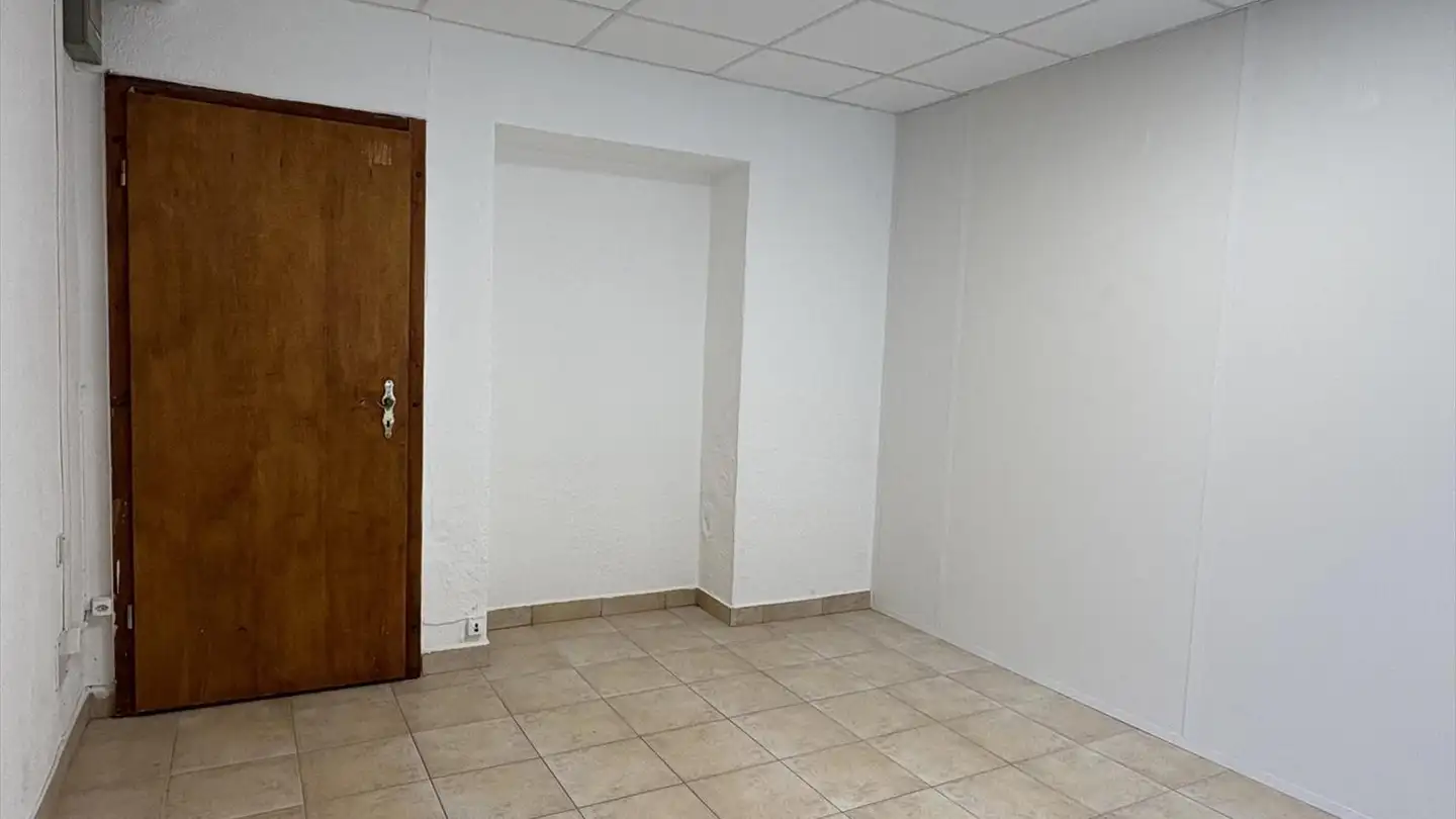 Commercial for rent - Rue Industrielle 22, 1820 Montreux