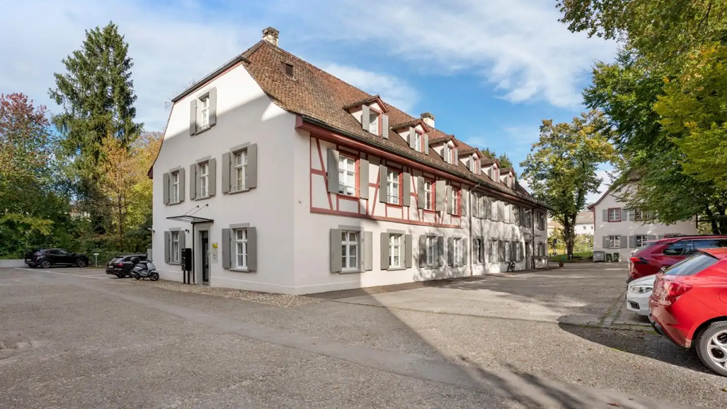 Outdoor parking space for rent - Neubadrain 4, 4102 Binningen