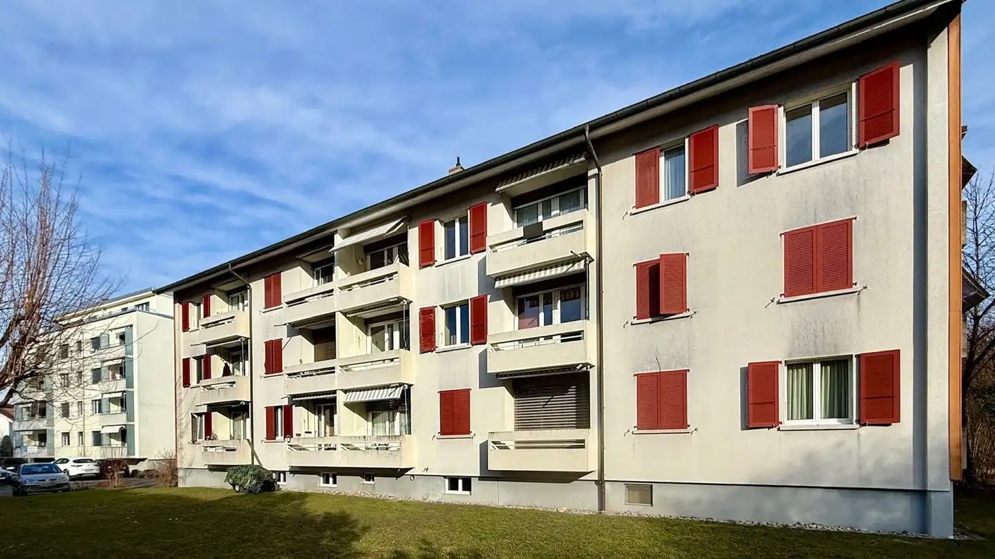 Outdoor parking space for rent - Feldegg 3, 3250 Lyss