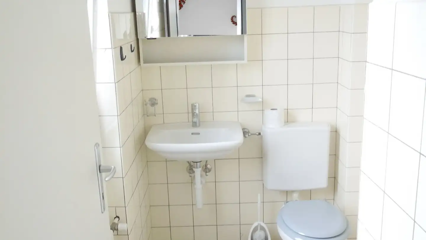 Apartment for rent - Place de la Gare, 2800 Delémont - Photo 2