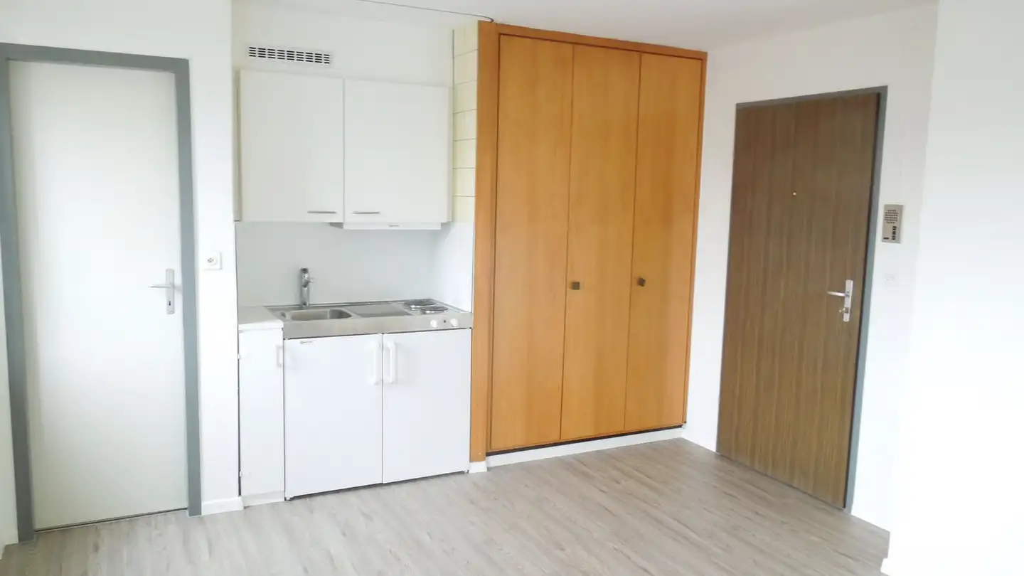 Apartment for rent - Place de la Gare, 2800 Delémont - Photo 4