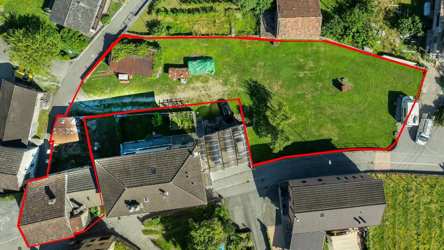 Constructible plot for sale - 6535 Roveredo GR