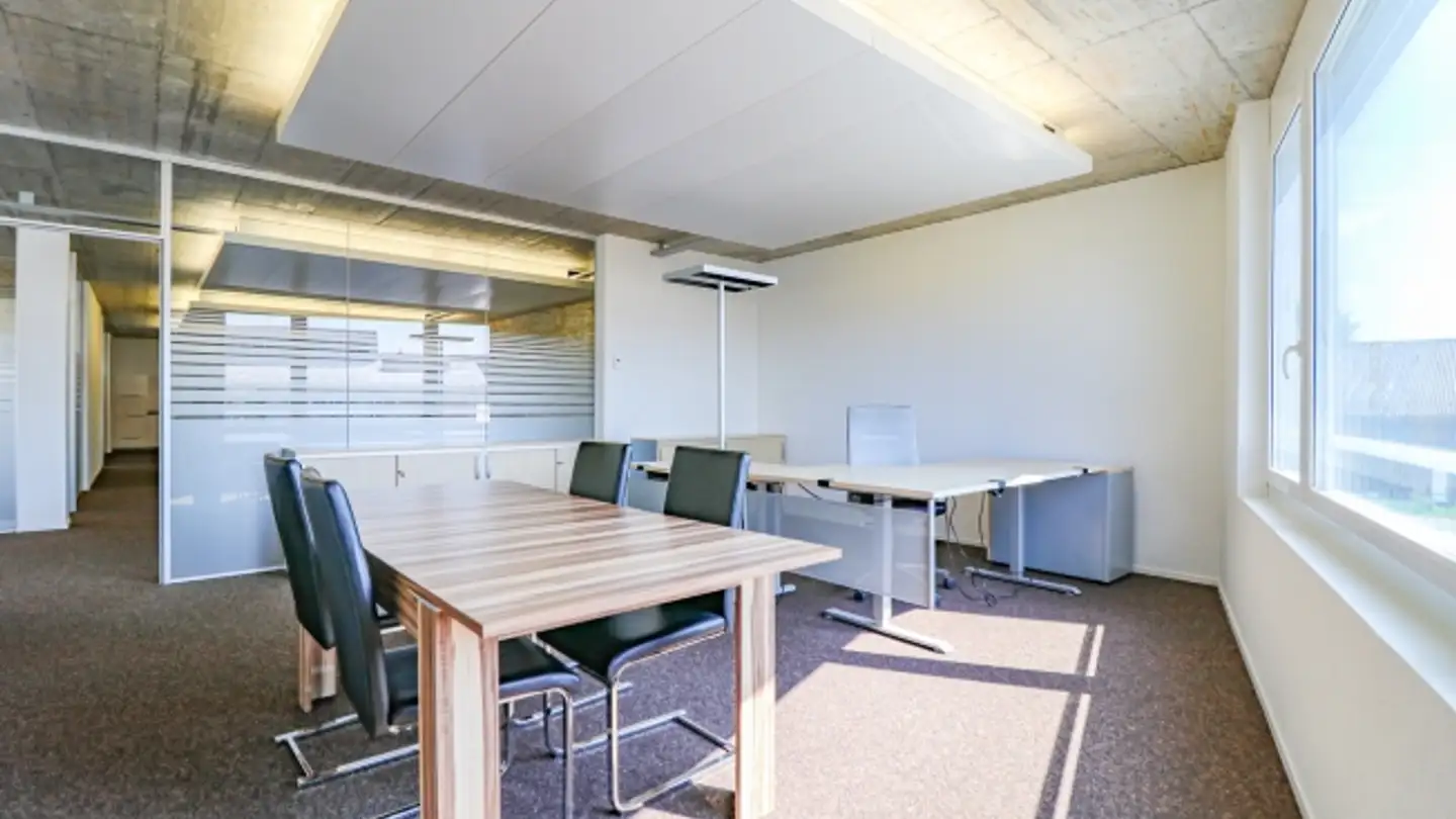 Spazio ufficio in affitto - Parkstrasse 1a, 6214 Schenkon