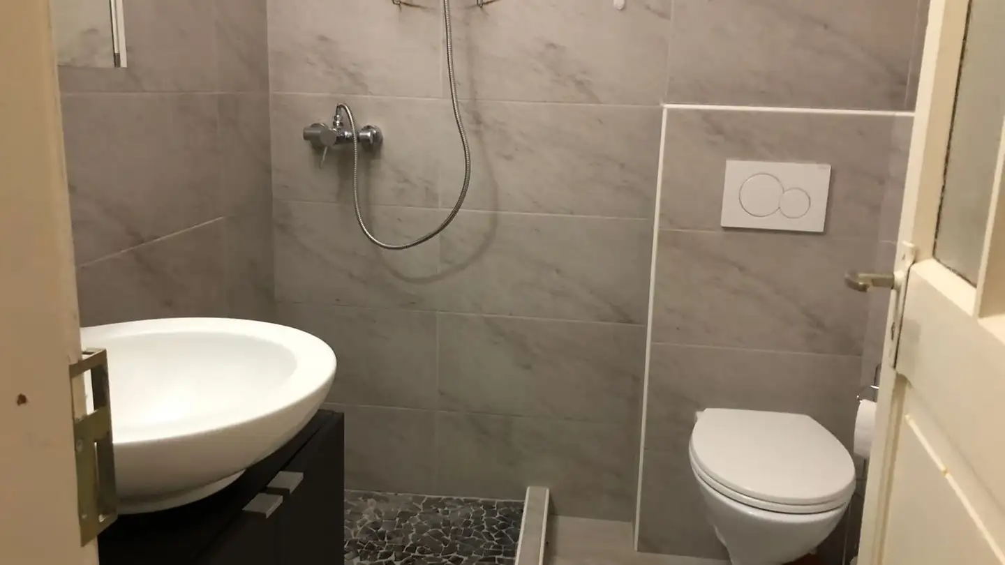 Wohnung mieten - Grand-Rue 8, 2520 La Neuveville - Foto 2