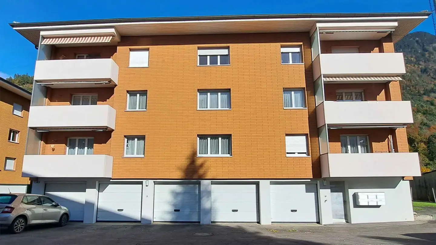 Edificio residenziale in vendita - Flüelerstrasse 62b, 6460 Altdorf UR - Photo 2