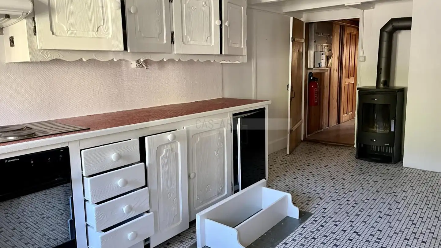 Row house for rent - 1669 Albeuve - Photo 4