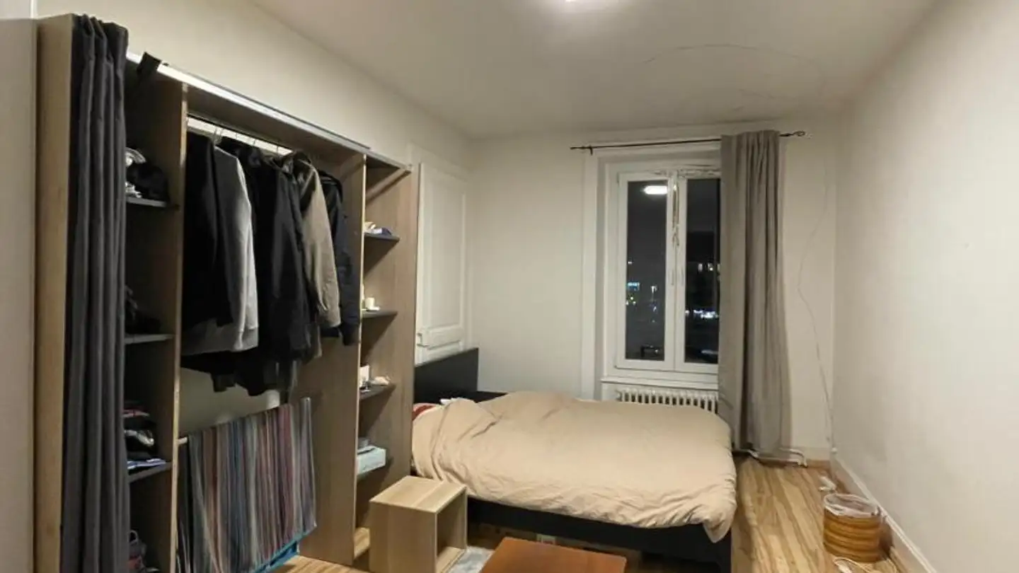 Single room for rent - Place De La Gare, 1020 Renens VD