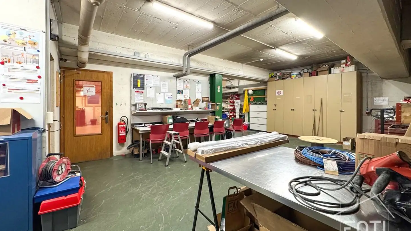 Mixed-use building for sale - Rue De Venise 11, 1870 Monthey - Photo 4