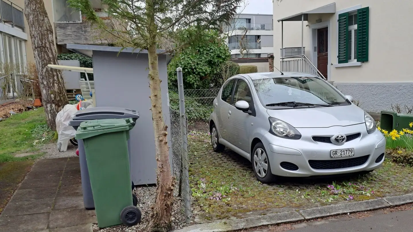 Parkplatz im Freien mieten - Hürststrasse 63, 8046 Zürich