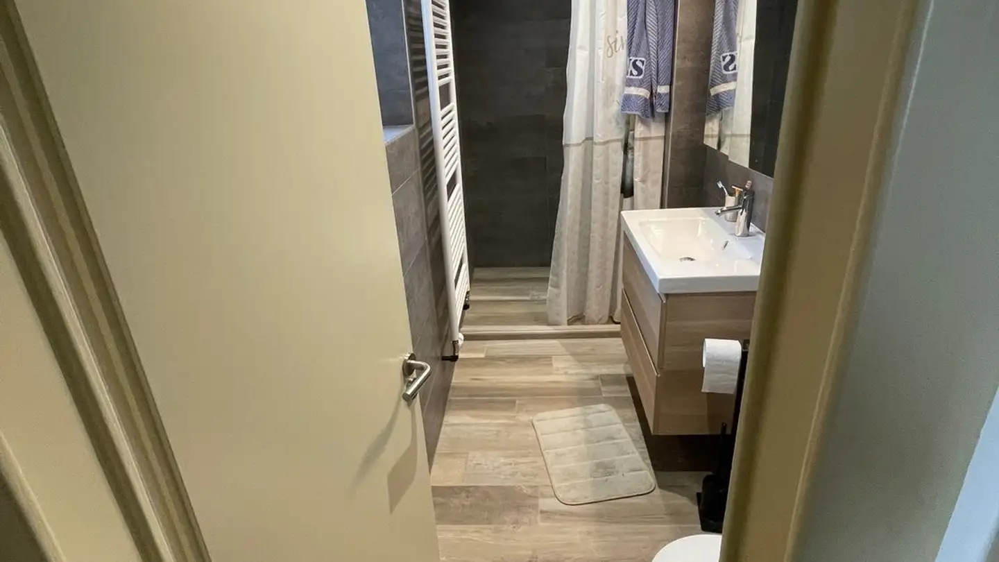 Wohnung mieten - 2206 Les Geneveys-sur-Coffrane - Foto 2