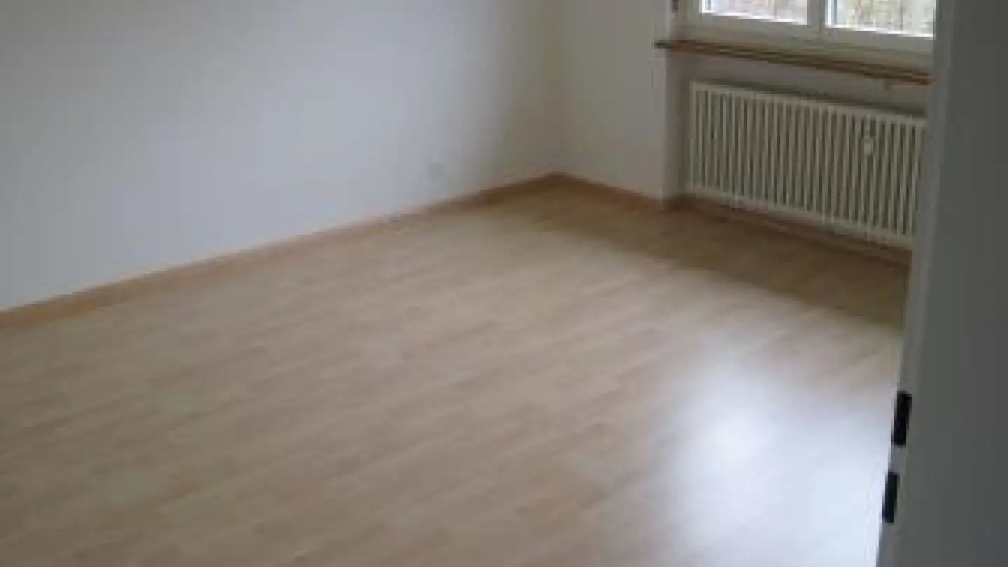 Wohnung mieten - Ebnetstrasse 4, 4106 Therwil - Foto 2