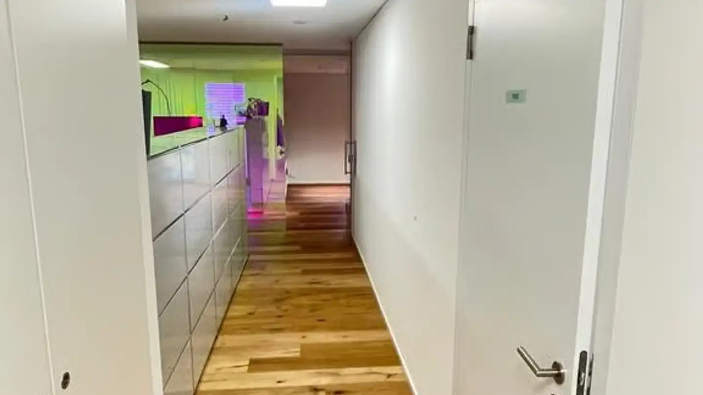 Spazio ufficio in affitto - Seestrasse 90, 8806 Bäch SZ - Foto 3