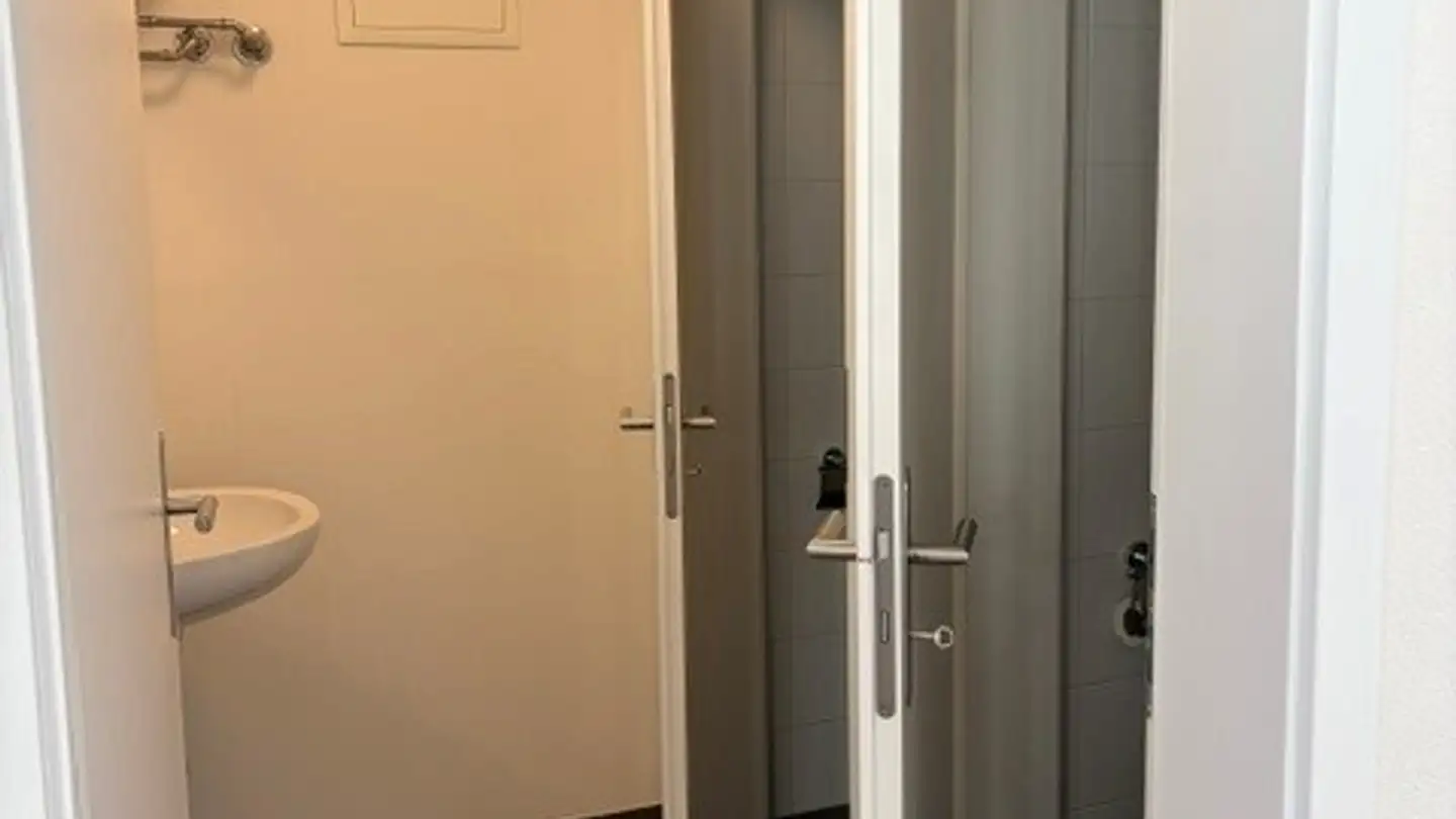 Office space for rent - 1202 Genève - Photo 3