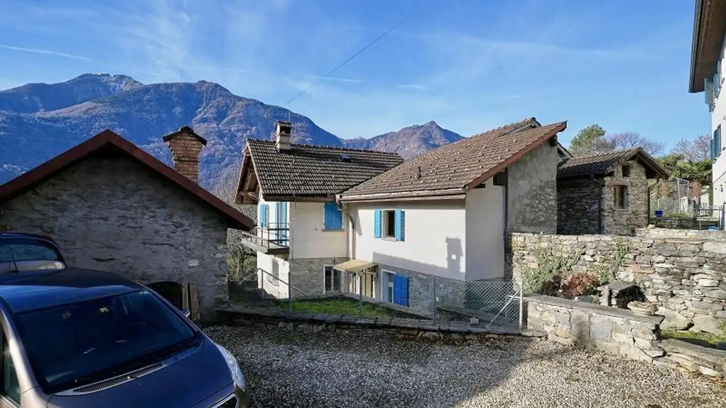 Single house for sale - 6702 Claro