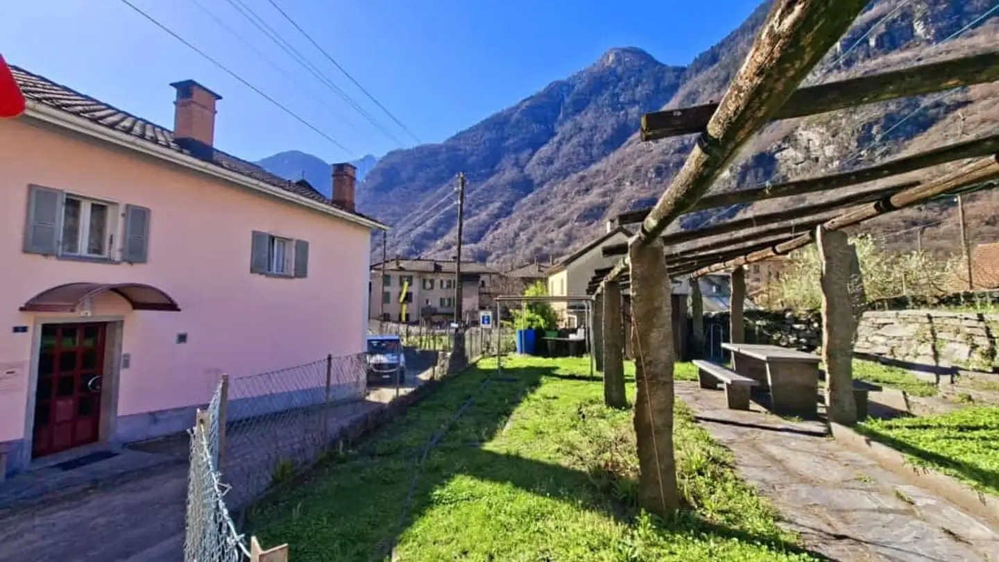 Einfamilienhaus kaufen - Vicolo San Felice, 6743 Bodio TI