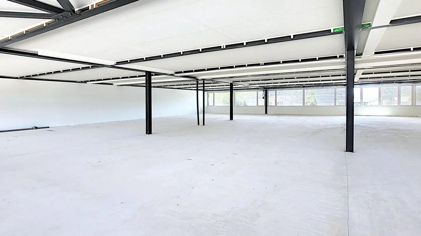 Commercial for rent - Oberfeld 15, 6037 Root