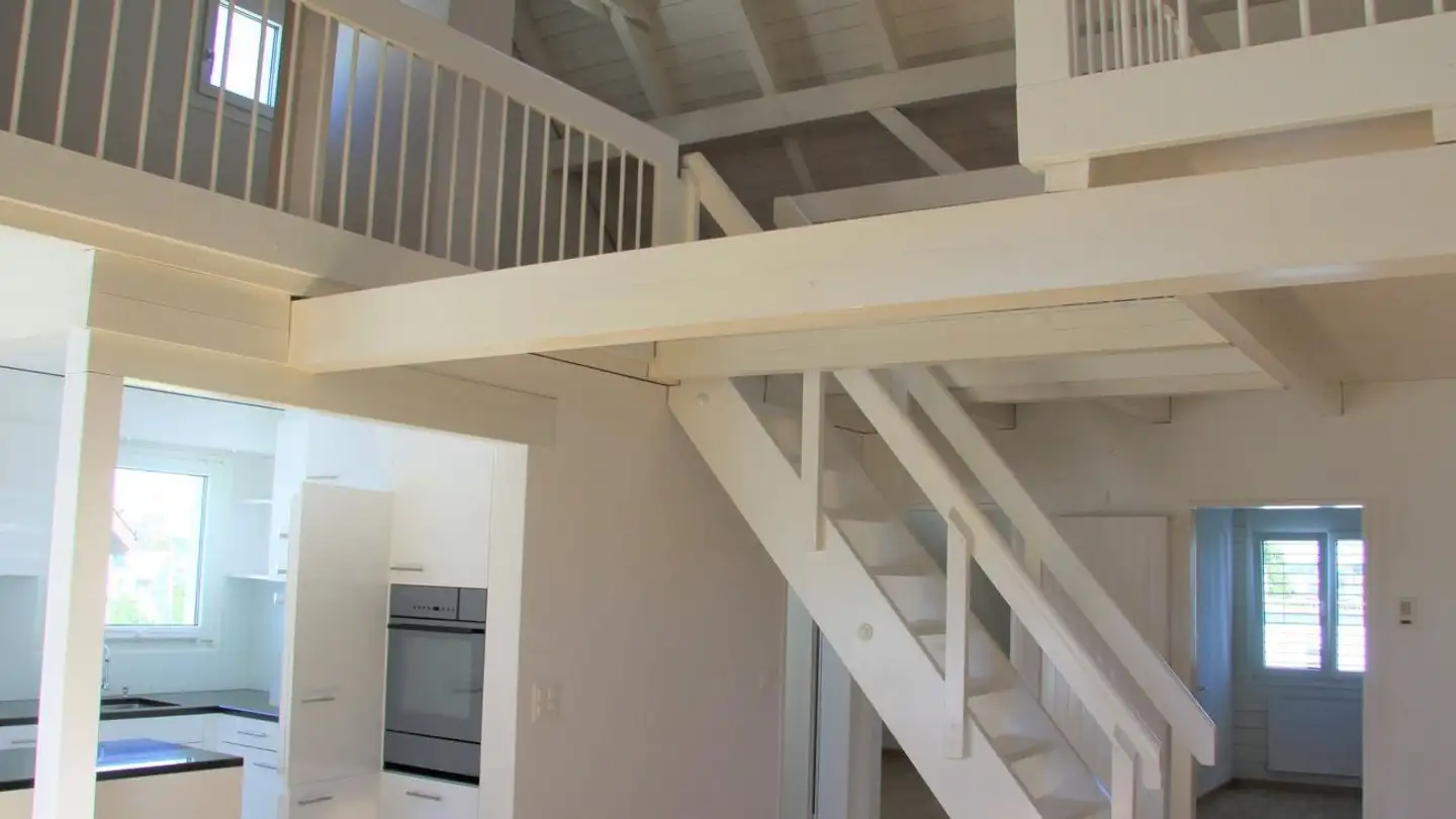 Dachgeschosswohnung mieten - Sonnenhofstrasse 21a, 8340 Hinwil