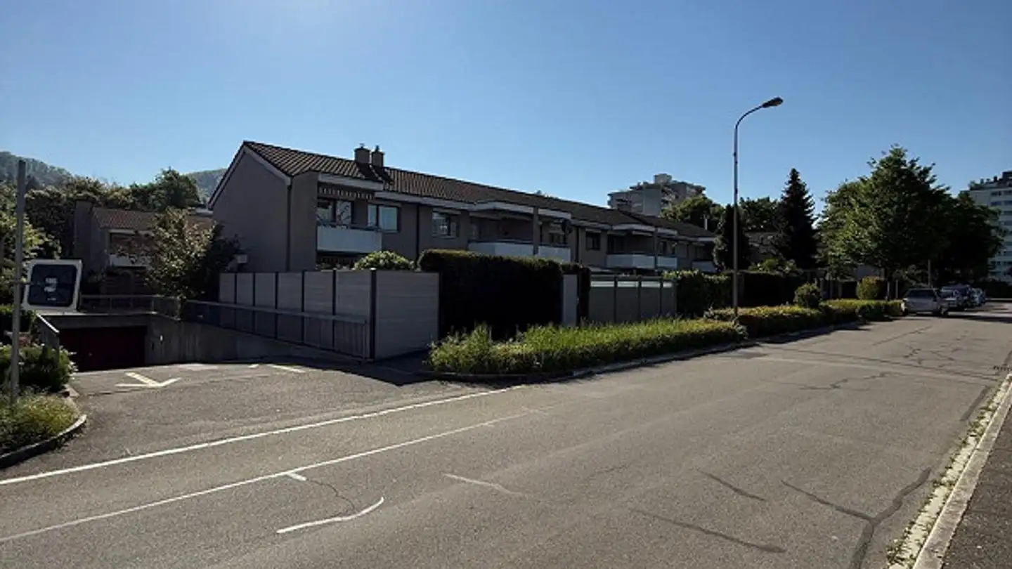 Place de parking souterraine à louer - Ergolzstrasse 84, 4414 Füllinsdorf