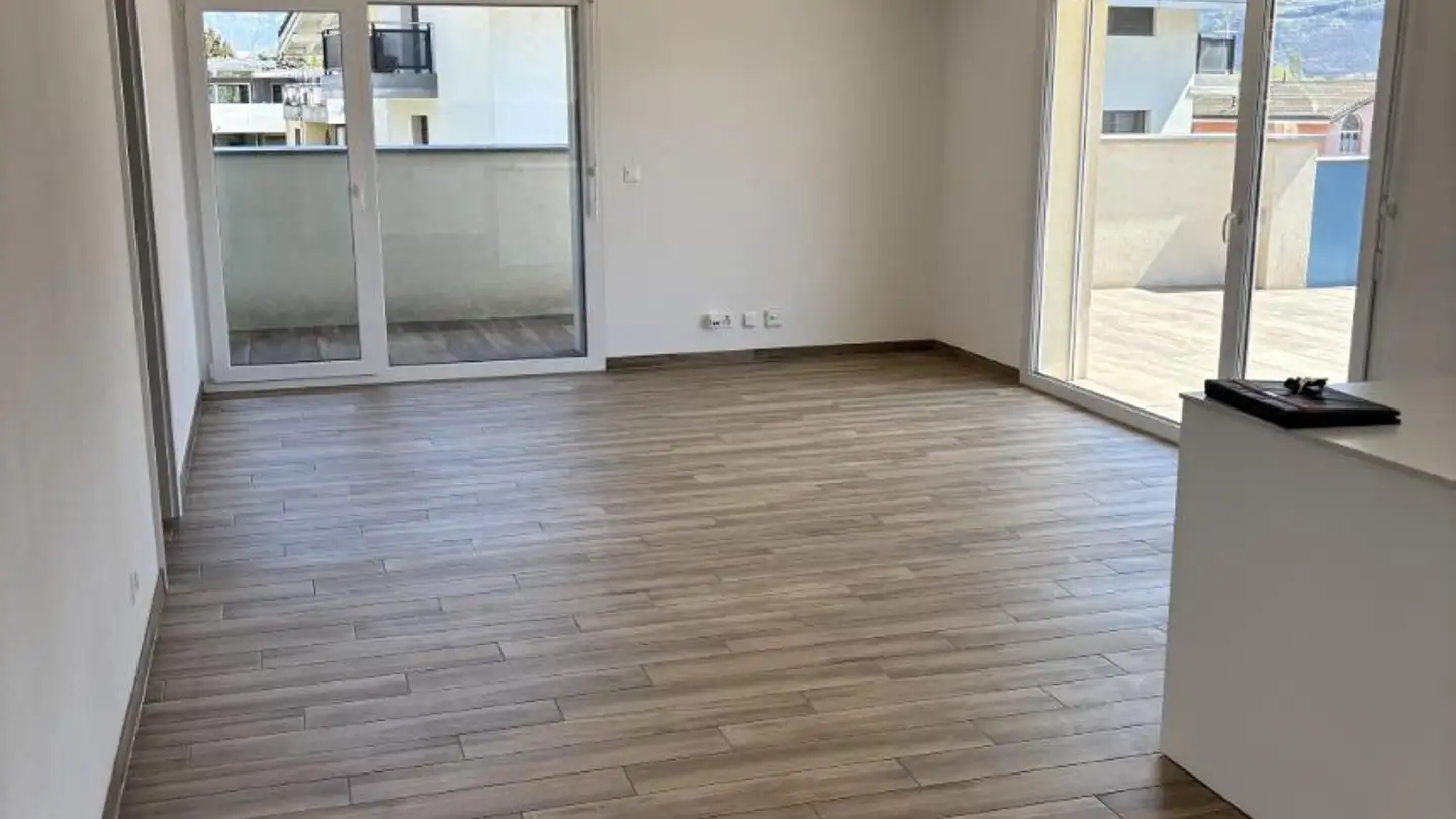 Bürofläche mieten - Avenue De Derborence 44, 1963 Vétroz - Foto 2