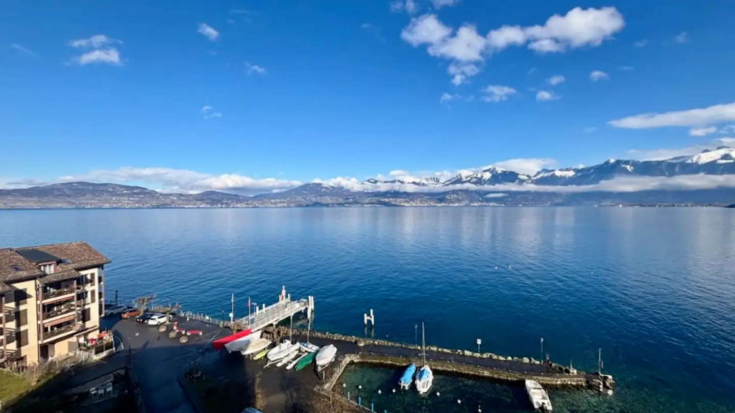 Penthouse for rent - Route Cantonale 9, 1898 St-Gingolph - Photo 2