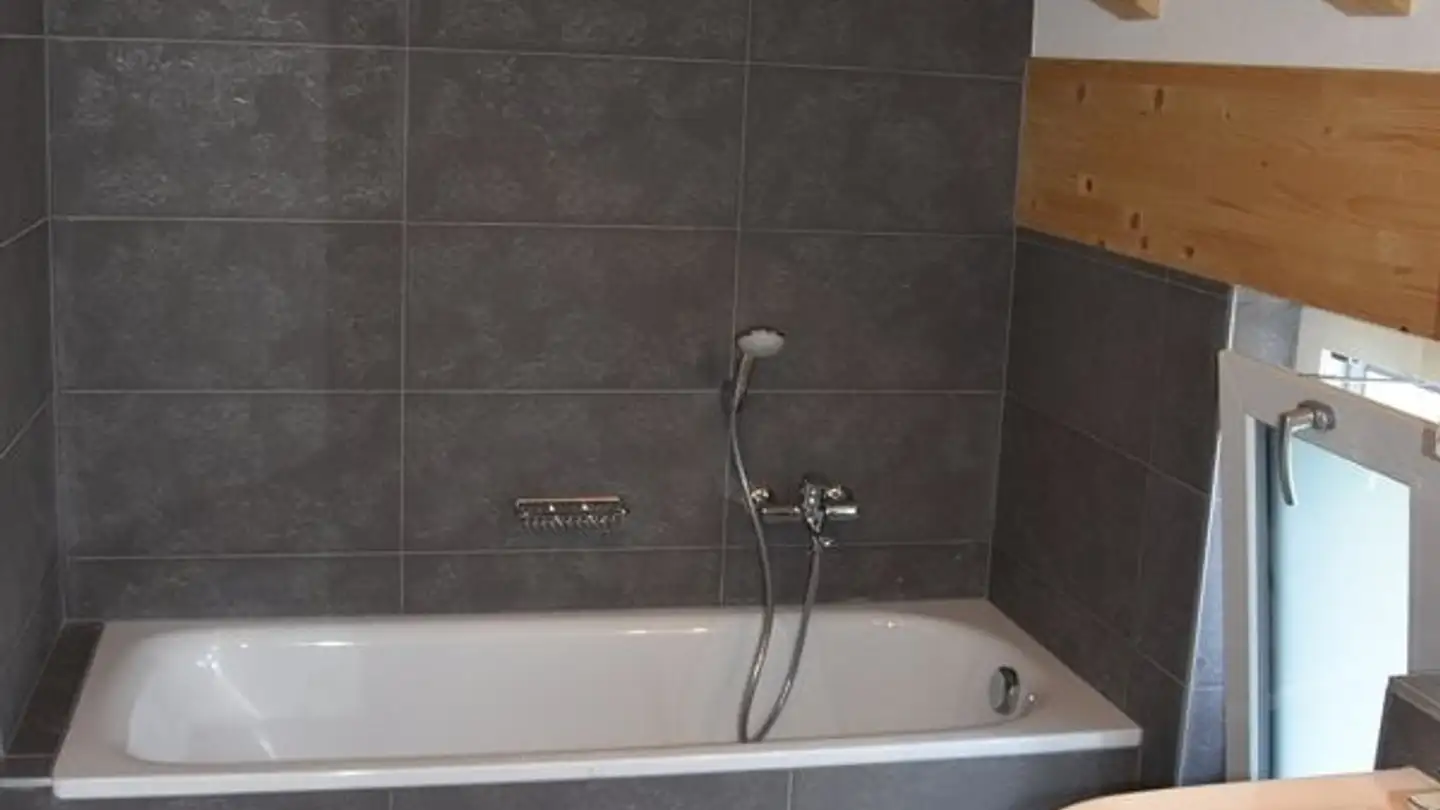 Appartamento in affitto - Impasse Des Sources 2, 3966 Chalais - Photo 4