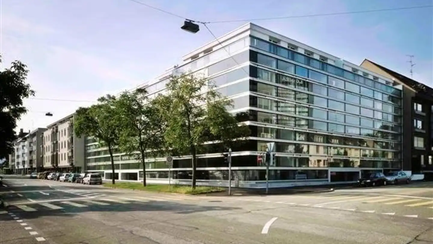 Place de parking souterraine à louer - Jacob Burckhardt-Strasse 61, 4052 Basel