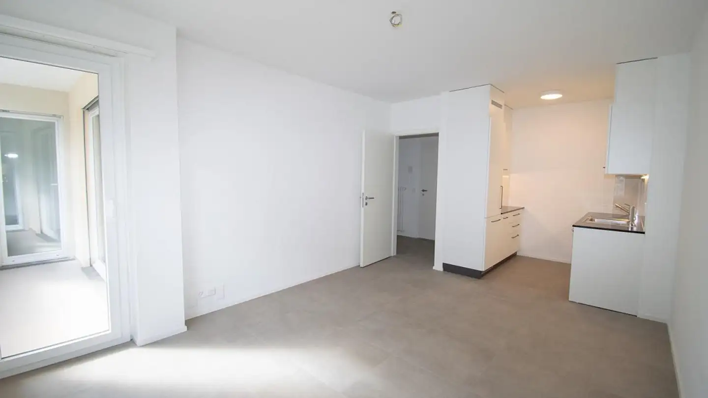 Apartment for rent - Via Generale Guisan 10, 6710 Biasca - Photo 3