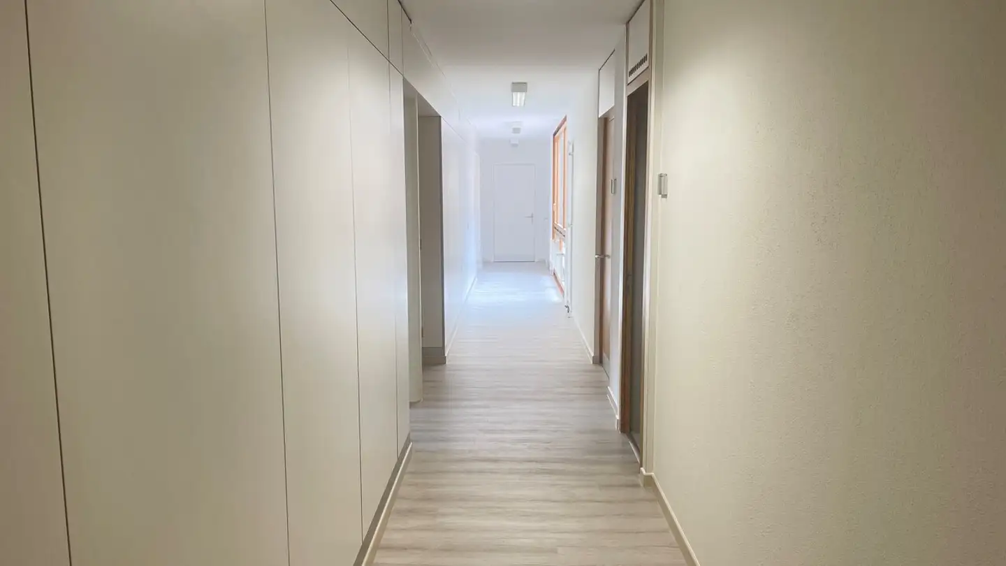 Spazio ufficio in affitto - Via Dante Alighieri 25, 6830 Chiasso - Photo 4