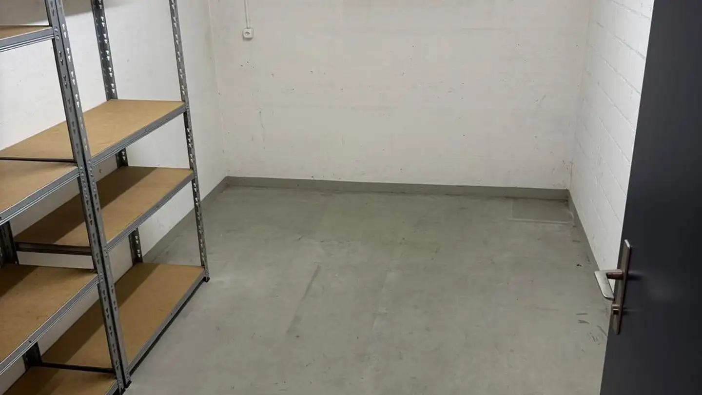Commercial à louer - Löwenweg 7, 8912 Obfelden