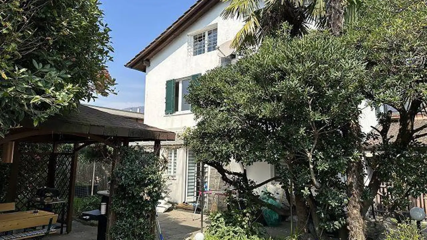 Single house for sale - 6616 Losone