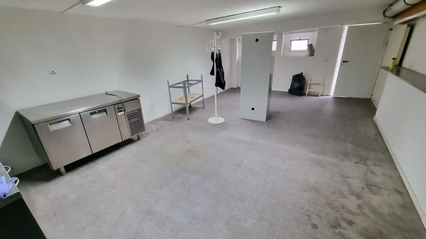Commercial for rent - Aarburgerstrasse 96, 4600 Olten - Photo 2